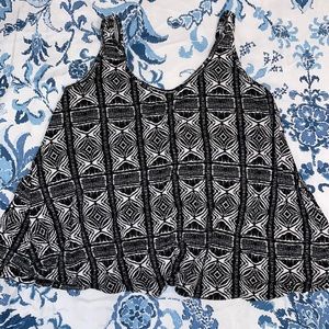 NWOT❗️See You Monday Black/White Tank Top